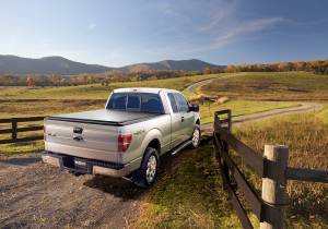 Truxedo - Truxedo Deuce Tonneau Cover - Black - 2008-2016 Ford F-250/350/450 6' 9" Bed - 769101 - Image 6