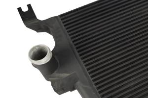 CSF Cooling - Racing & High Performance Division - CSF Cooling - Racing & High Performance Division 03-07 Ford Super Duty 6.0L Turbo Diesel Heavy Duty Intercooler - 7106 - Image 3