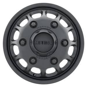 Method Wheels MR901 - FRONT 16x5.5 +117mm Offset 6x205 161.04mm CB Matte Black Wheel - MR901655925117