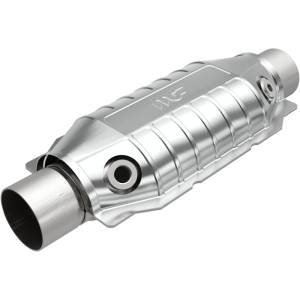 Magnaflow - Magnaflow Conv Universal 2.50 inch with dual O2 OEM - 51066 - Image 2