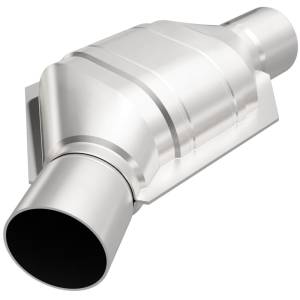 Magnaflow - Magnaflow Conv Univ 2.50inch Angled Inlet FED - 94076 - Image 1