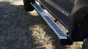 LUND - LUND 17-23 Ford F-250/350/450 Super Duty SuperCab Summit Ridge 2.0 Running Boards - Stainless - 28665035 - Image 2