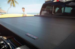 Roll-N-Lock 08-16 Ford F-250/F-350 Super Duty 80-1/4in E-Series Retractable Tonneau Cover - RC109E